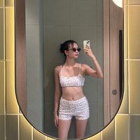 nhạc nền - Thi :)