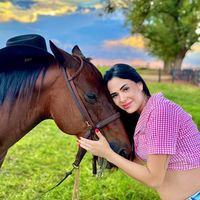 luanaloureirocantora
