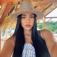 xiovanaa