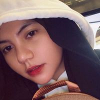 erika_esmail_25