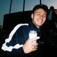 وش الصوت الي كله حلوين ذا