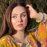 momina_naqvie