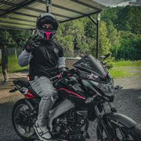 cris_rodri_biker