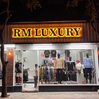 rmluxuryvip1