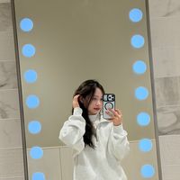 nhạc nền - (Trần Thảo)