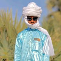 م