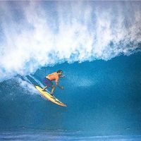 tsunami.surfer1
