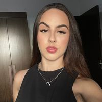 isabellaafernandess