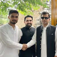 _umarmalik512