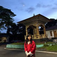 dechen_peem
