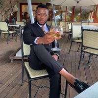 dr_russ_stylist