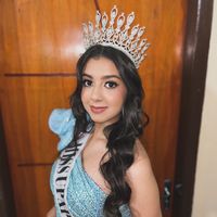 leila_vill1