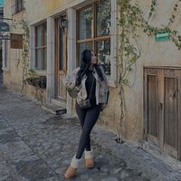 lesliealvz14