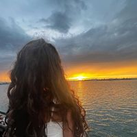 olivia_curios