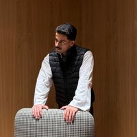 خمسه ويحد ويحد