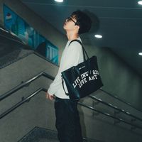 nhạc nền - Hoàng