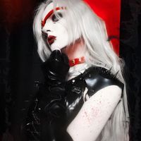 Vera Blade Blood Moon