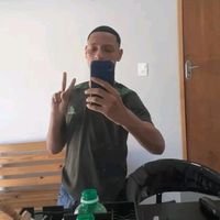 robert.oliveira115