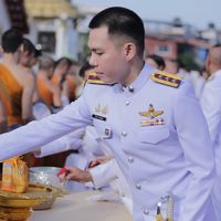 pol.capt.guy