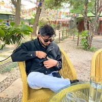 Chudi bina haath ke