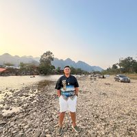 เสียงต้นฉบับ - ຮ້ານລ້າງລົດແຮັບປີ້ ສີດໍາແດງ