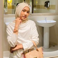 suara asli - henny<3