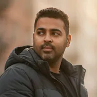 සොඳුරු යොවුන් විය