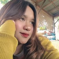 hitam.maniss24