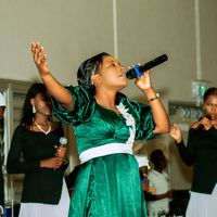 official.esthervalery