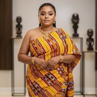 yvettekalomboofficiel