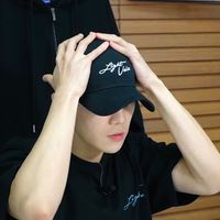 Im a girl who loves INFINITE