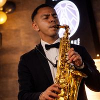 jose_linares_saxofonista