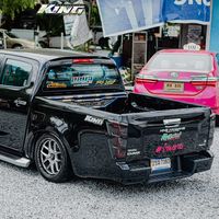 tailtailpossessiveposse3