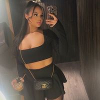 .shestheonee