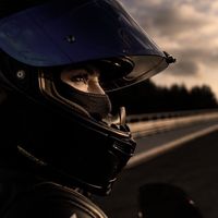 الزعل و القفله