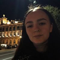 девушка устала