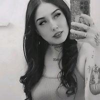 melanie...red