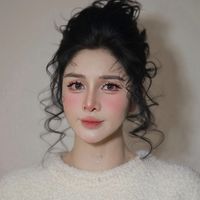 nhạc nền - Ngọc Trang Chưa Có Gì Để Mặc