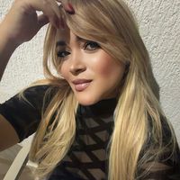 naylamartinez2708