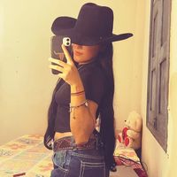 julia.emmily