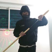 nhạc nền - Tôi là ai ???