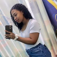 z0ureena