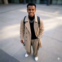 yaaniskhan