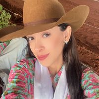 larissaloboo_