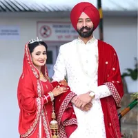 roti simar gill follow v krlo video bnayi jande