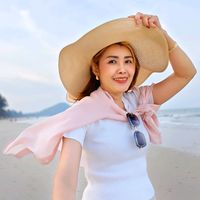 เสียงต้นฉบับ - Madam_ Puk