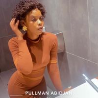 sara25_noelle_degni