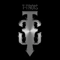 នារីធ្មេញដែក