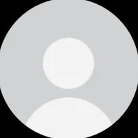 両手に男でーす