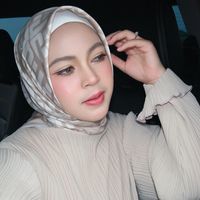 nadiaronlee